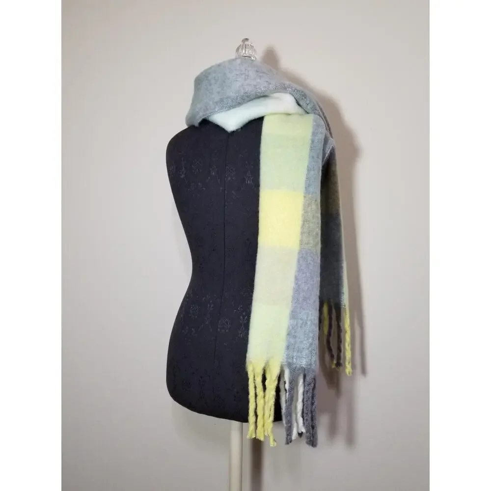 CROWN & IVY Women's NEW Scarf Polyester 70